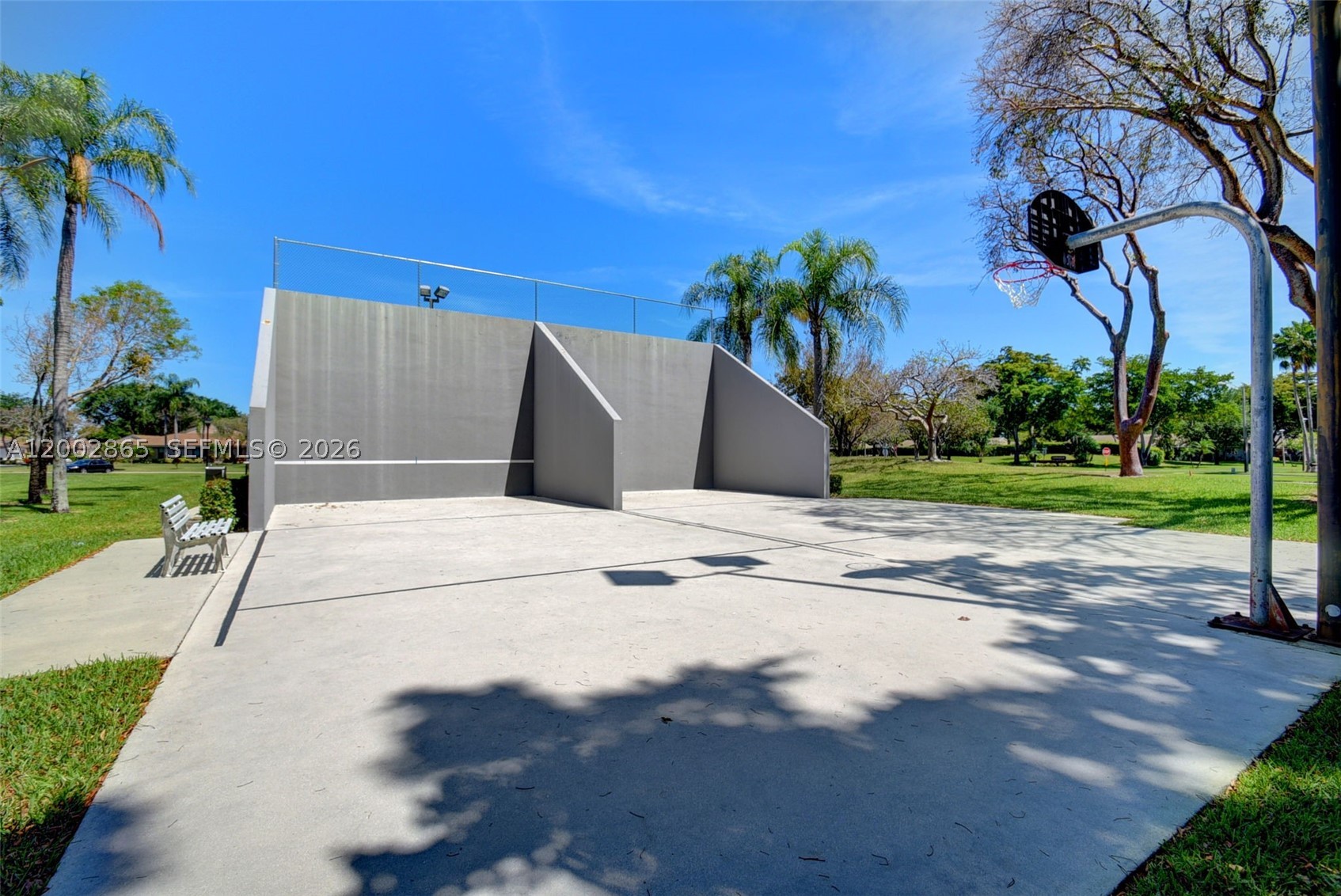 WHISPER WALK - Residential