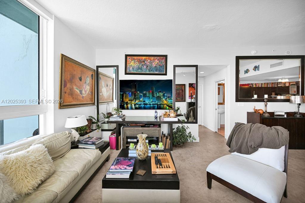 QUANTUM ON THE BAY CONDO - Residential