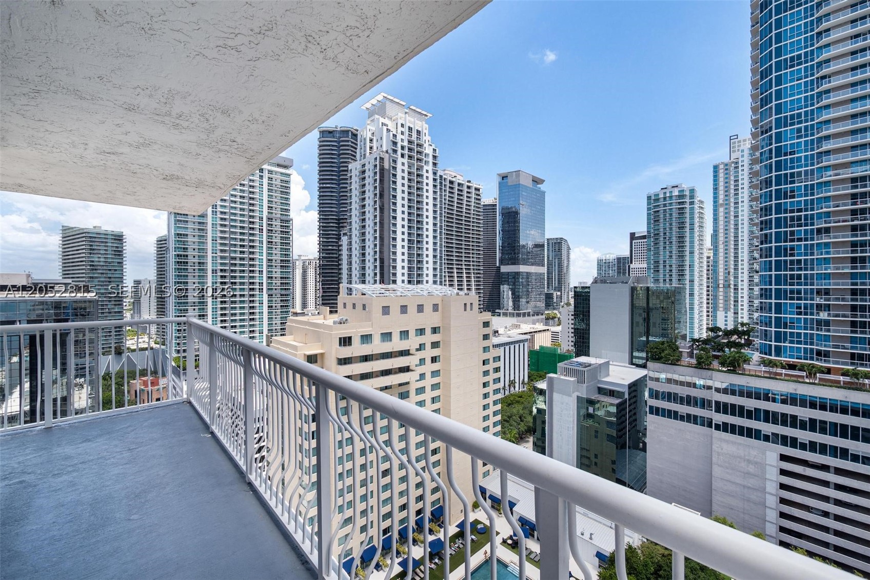 THE CLUB AT BRICKELL BAY - Residential Lease