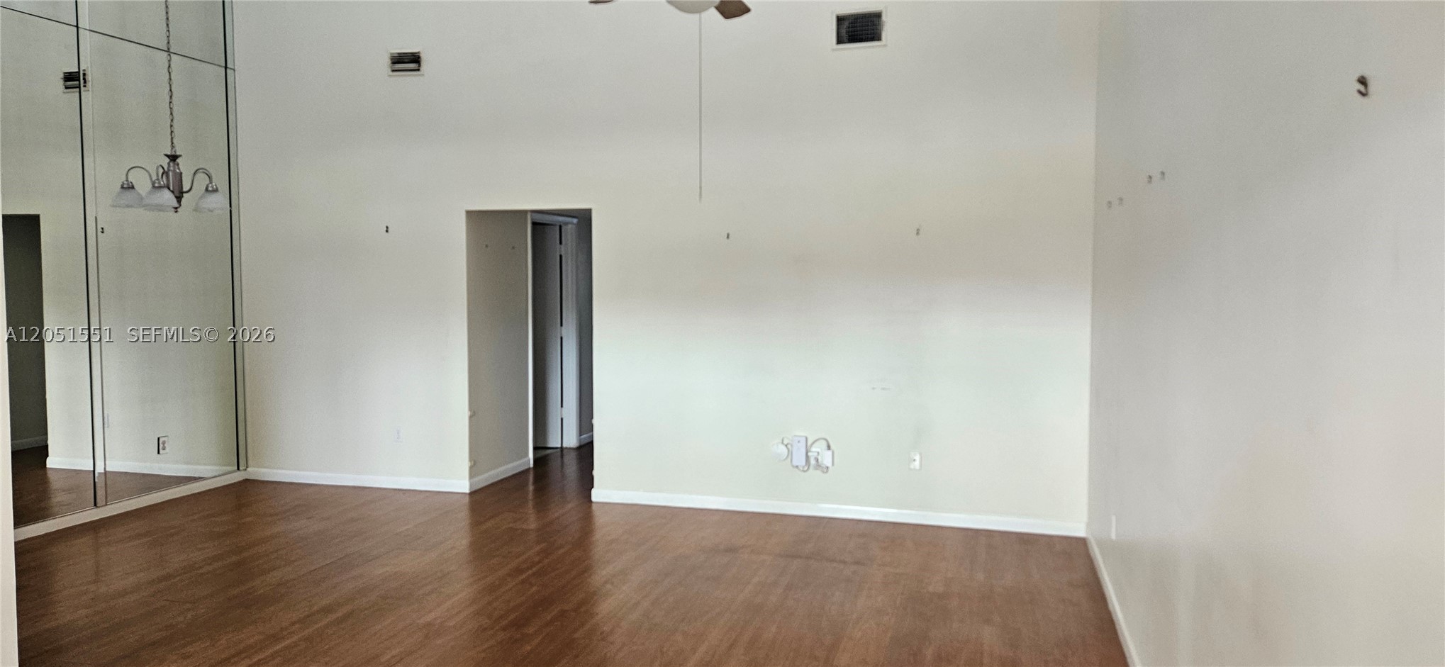 SAVANNAH'S CONDOMINIUM SE - Residential