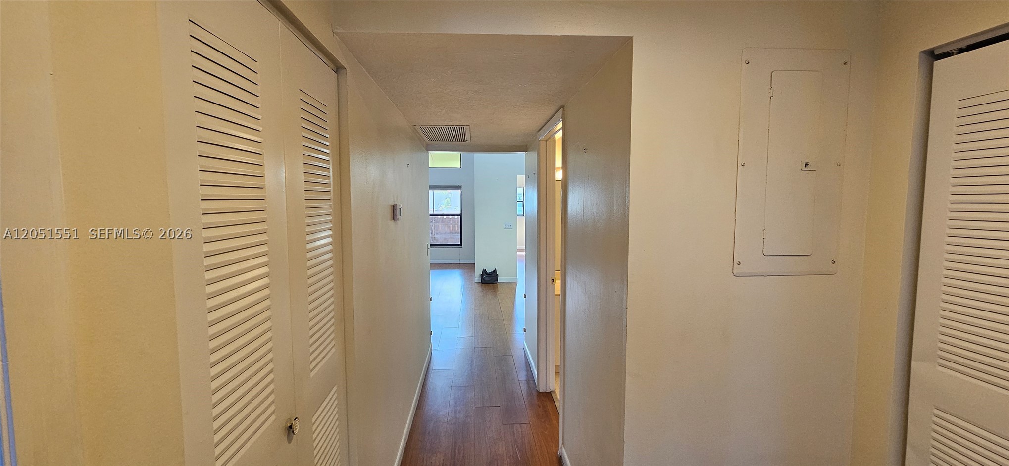 SAVANNAH'S CONDOMINIUM SE - Residential