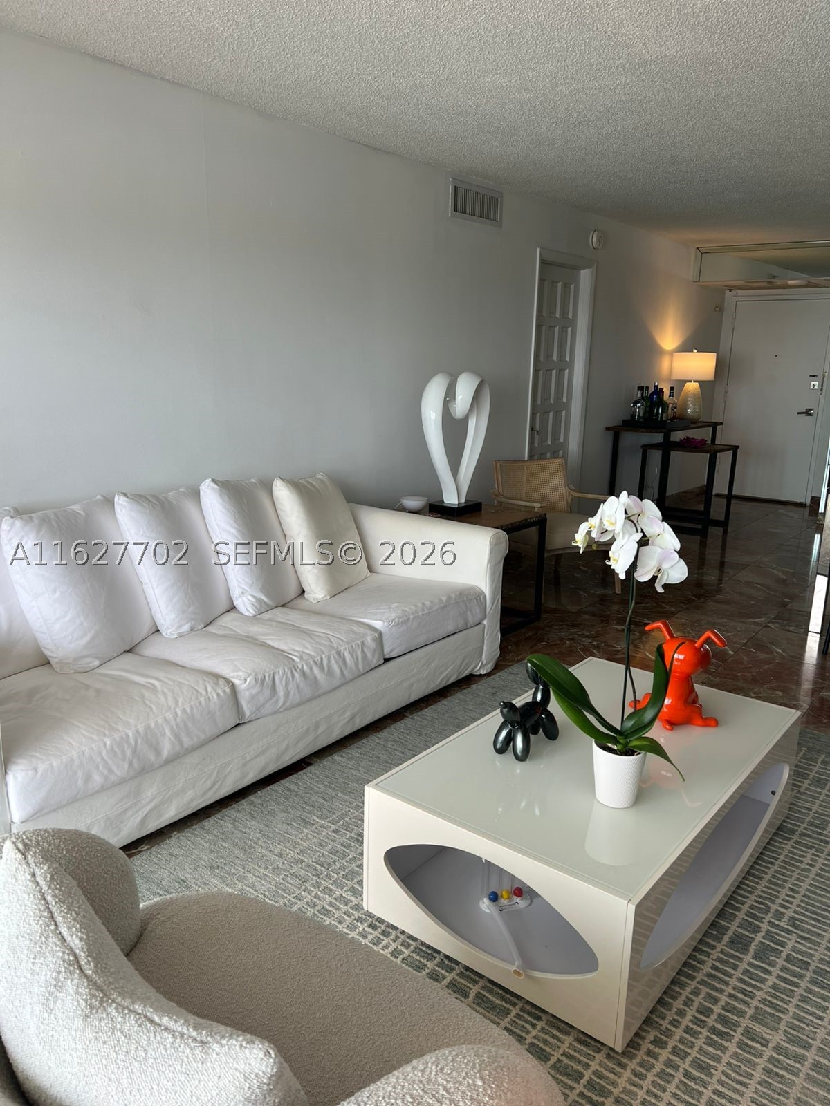 MAISON GRANDE CONDO - Residential