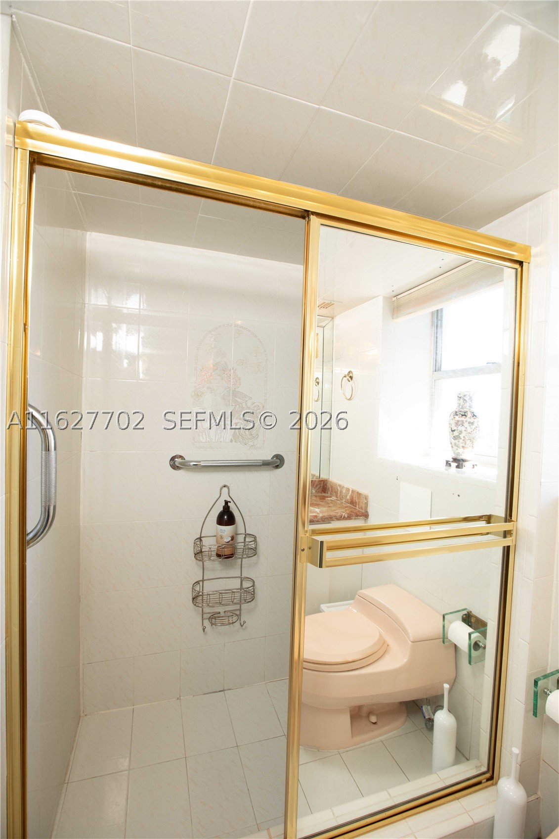 MAISON GRANDE CONDO - Residential