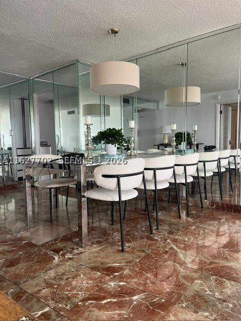 MAISON GRANDE CONDO - Residential