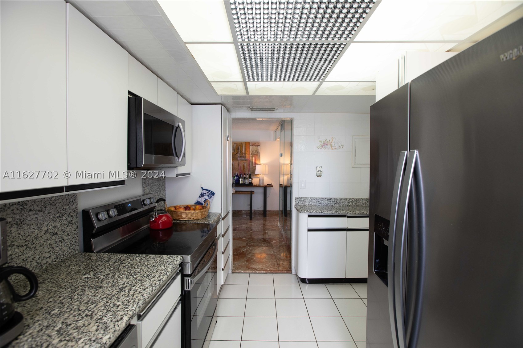 MAISON GRANDE CONDO - Residential