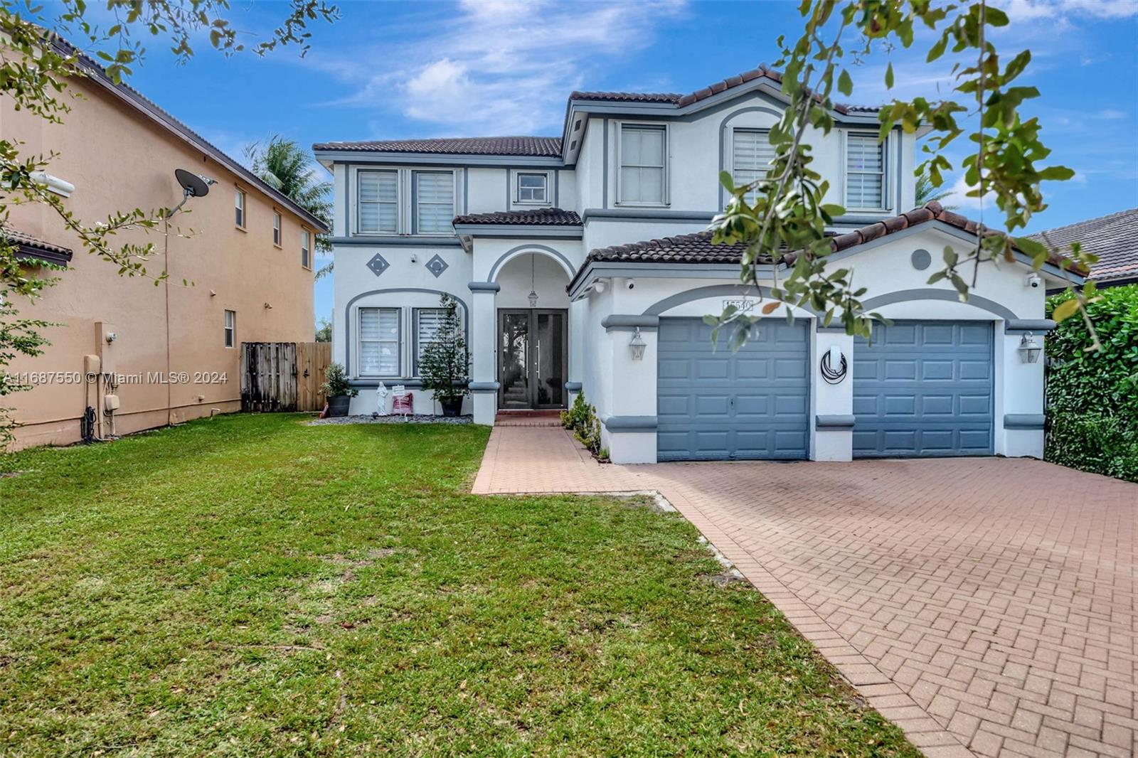 CENTURY ESTATES - Residential