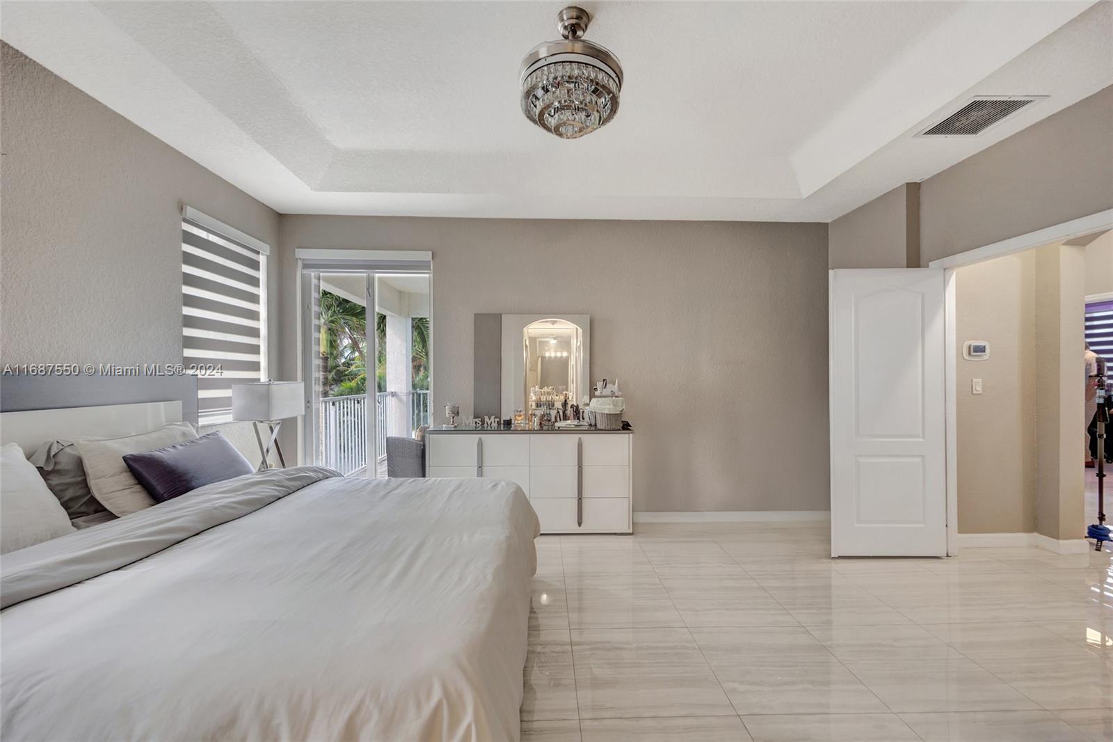CENTURY ESTATES - Residential
