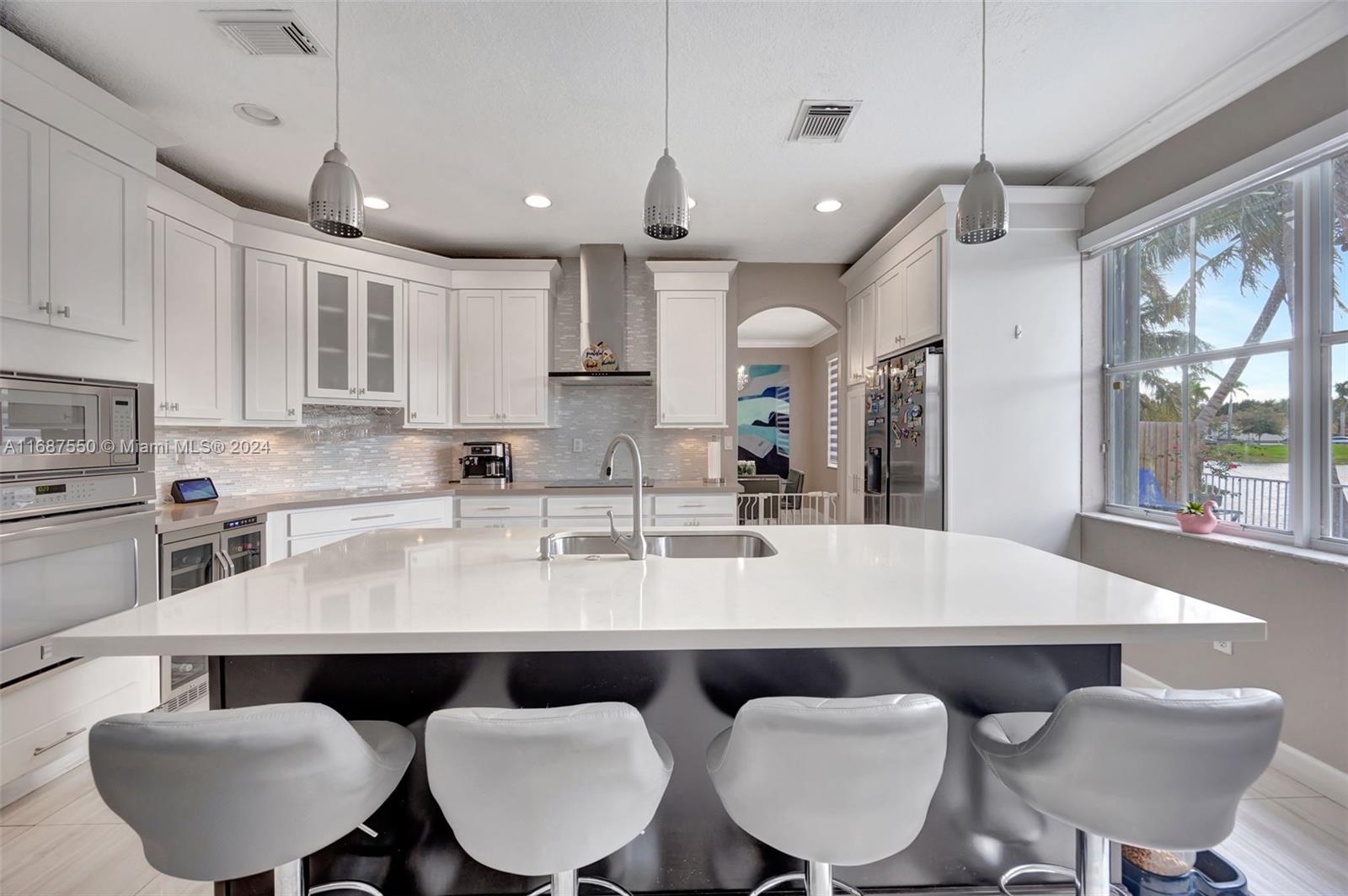 CENTURY ESTATES - Residential