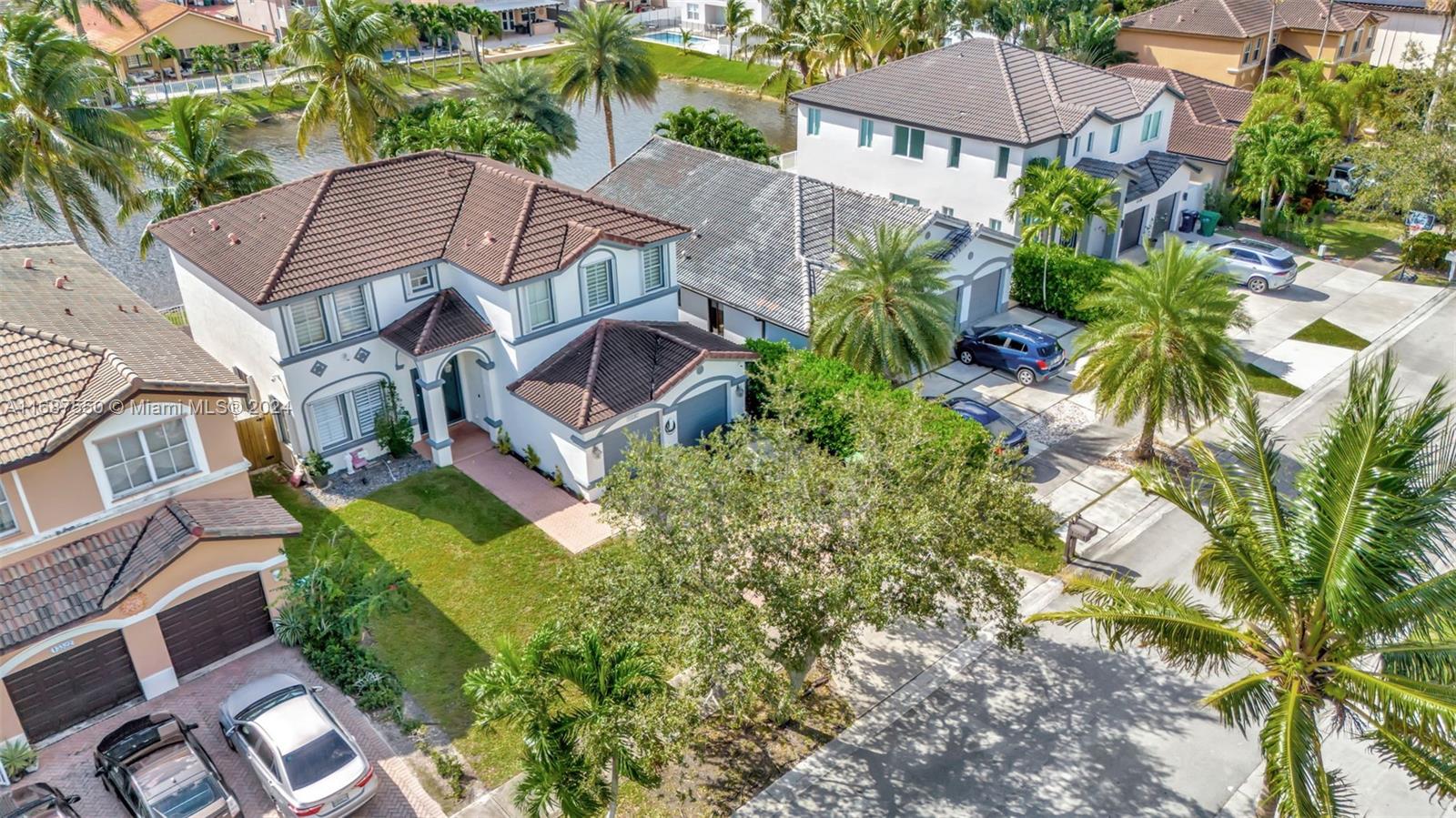 CENTURY ESTATES - Residential