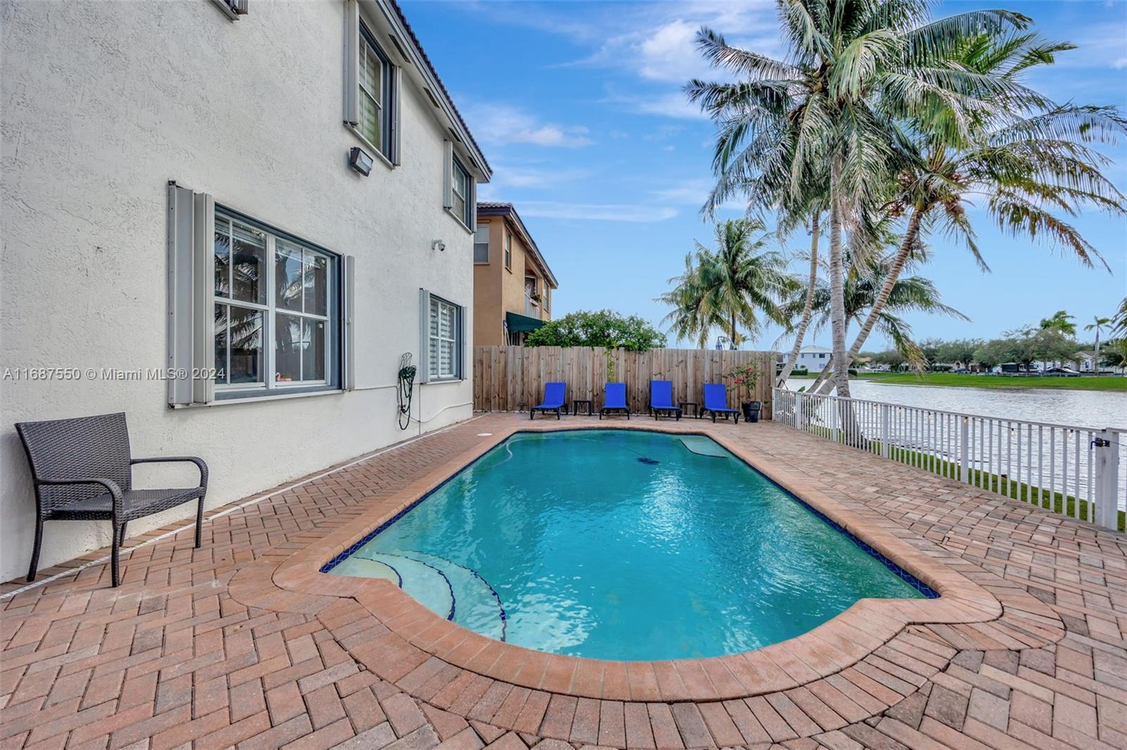 CENTURY ESTATES - Residential