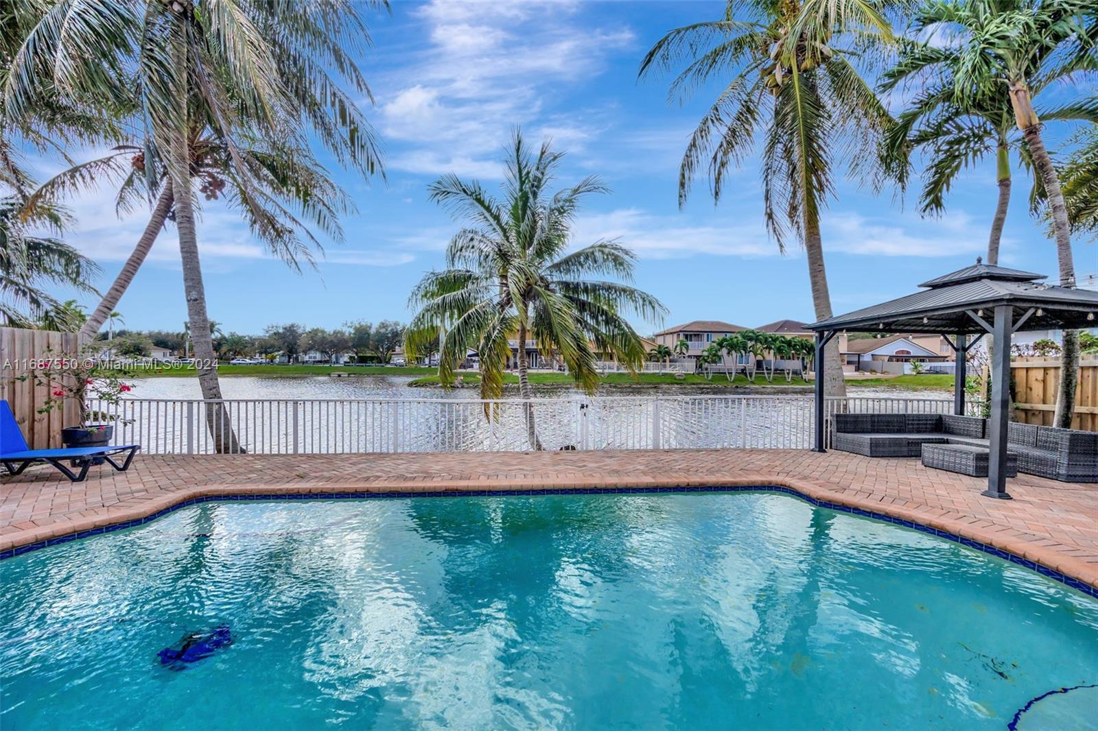 CENTURY ESTATES - Residential