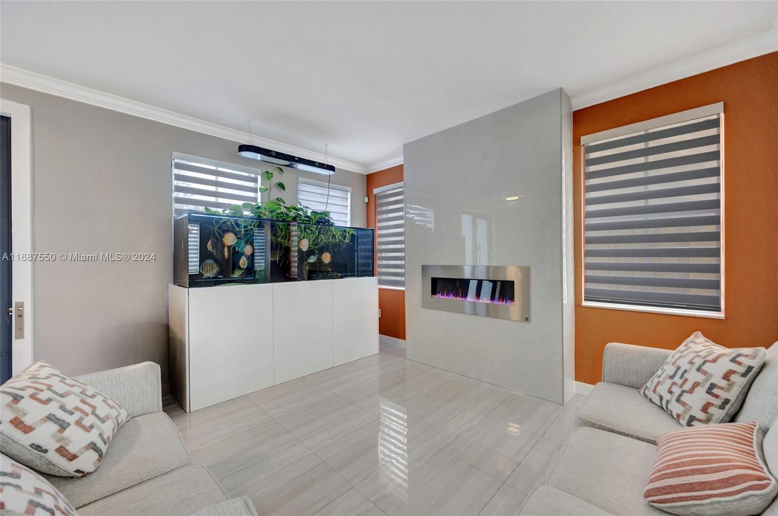 CENTURY ESTATES - Residential