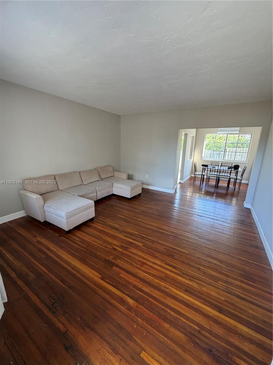 ISLE OF NORMANDY MIAMI VI - Residential Lease