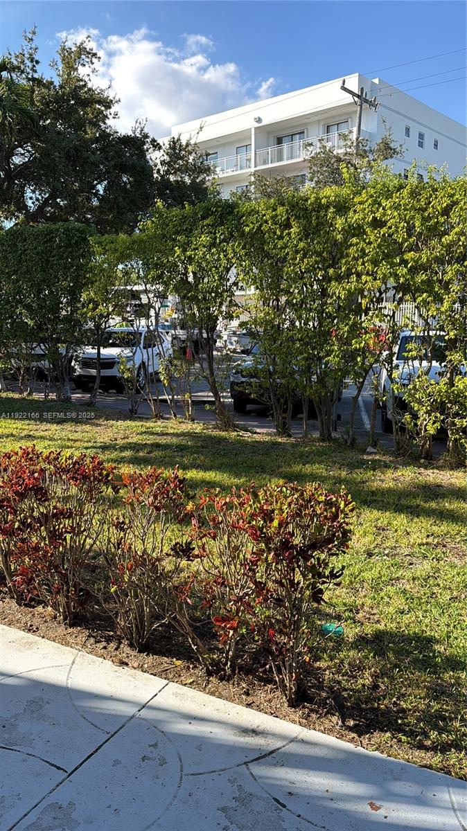 ISLE OF NORMANDY MIAMI VI - Residential Lease