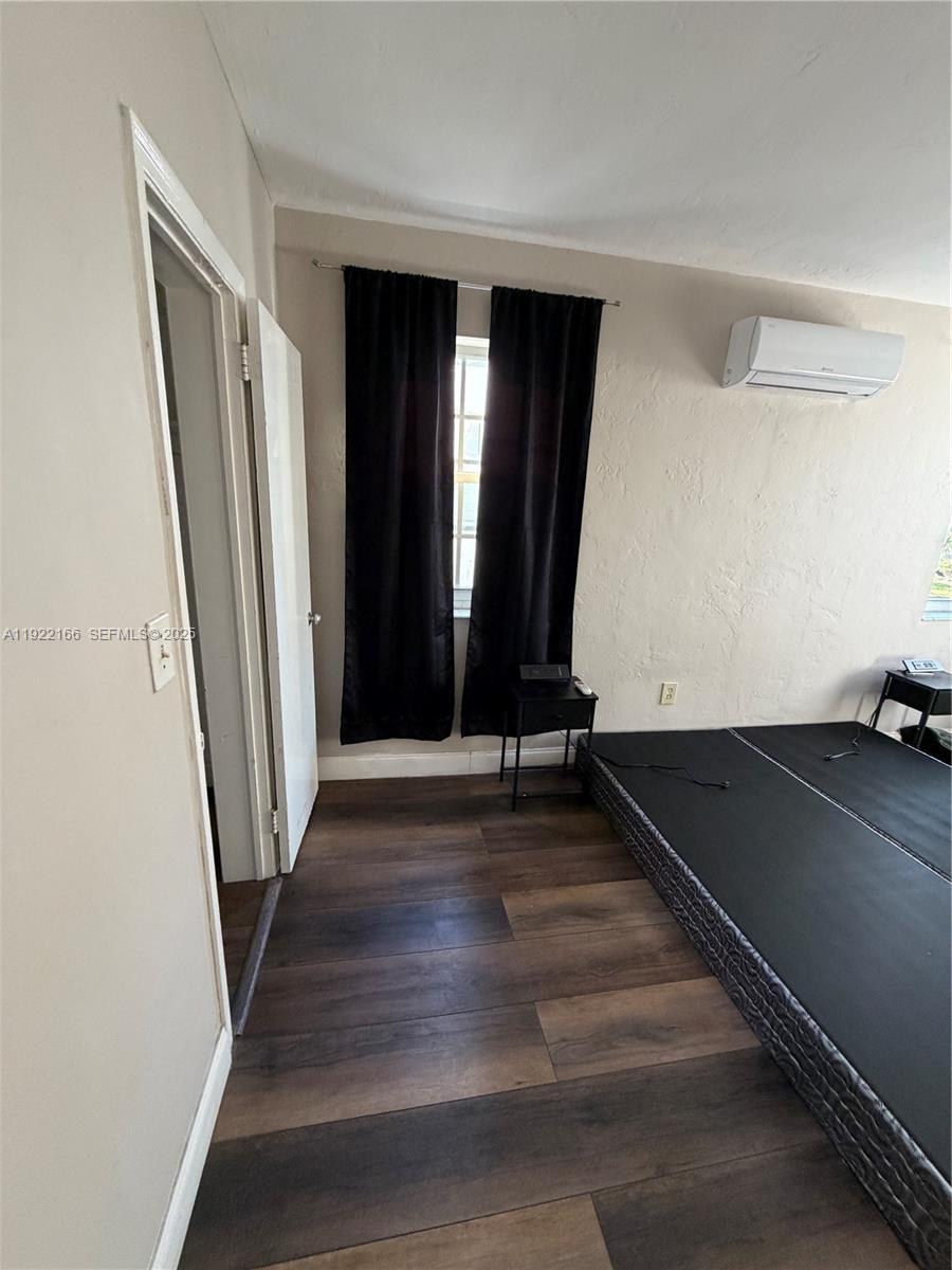 ISLE OF NORMANDY MIAMI VI - Residential Lease