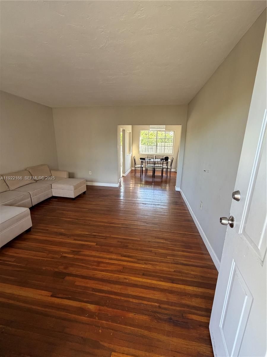 ISLE OF NORMANDY MIAMI VI - Residential Lease