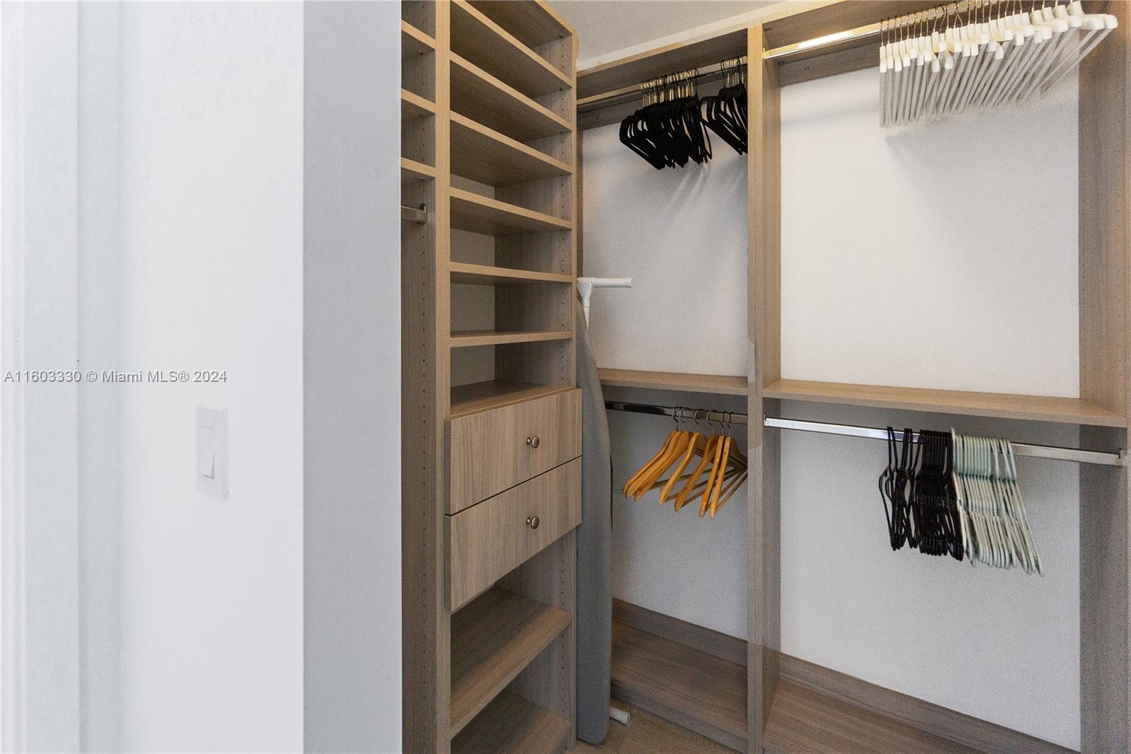 HYDE MIDTOWN CONDO - Residential Lease