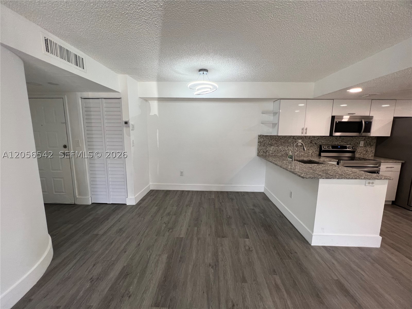 VILLA BELLINI CONDO - Residential