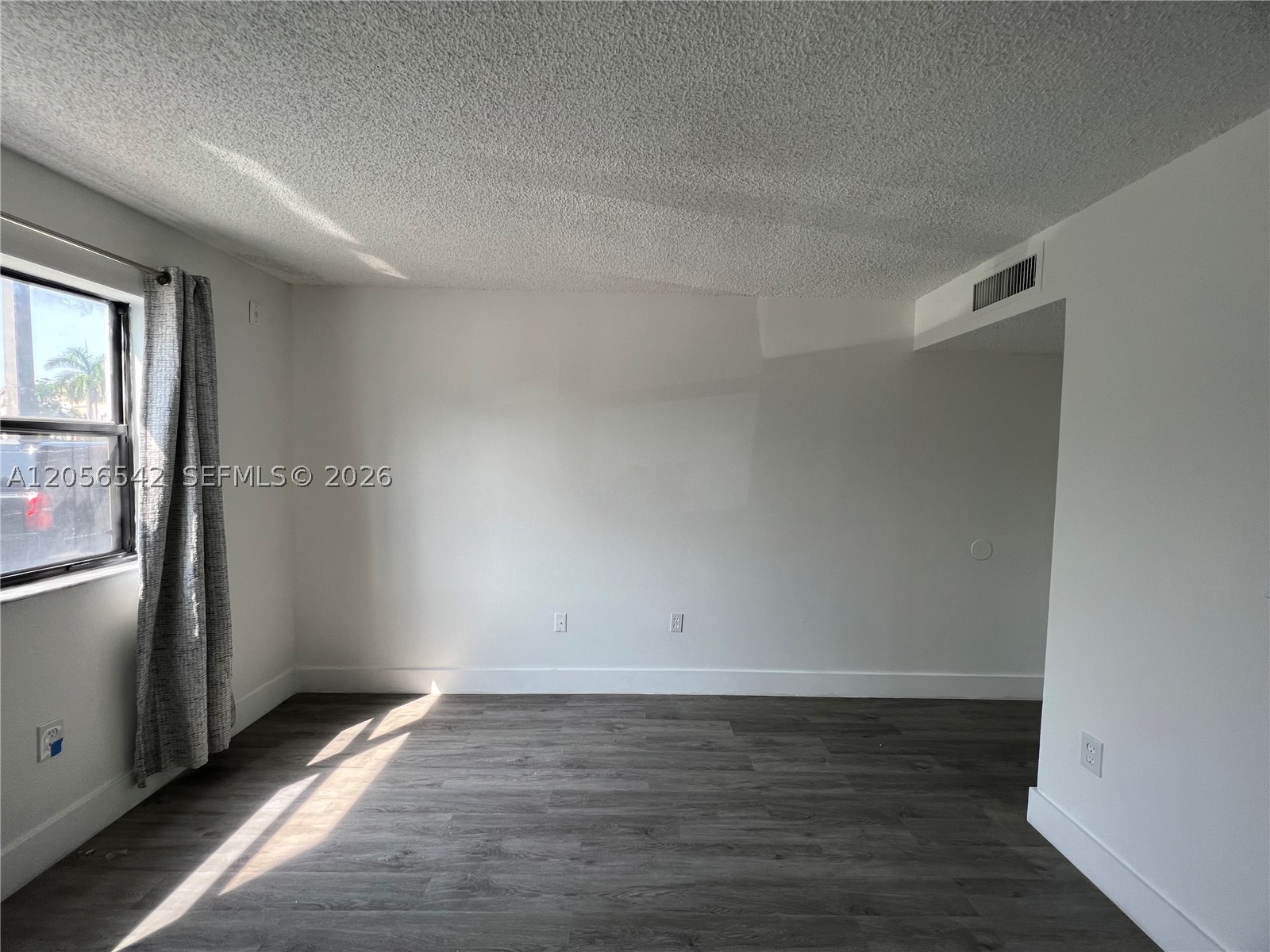 VILLA BELLINI CONDO - Residential