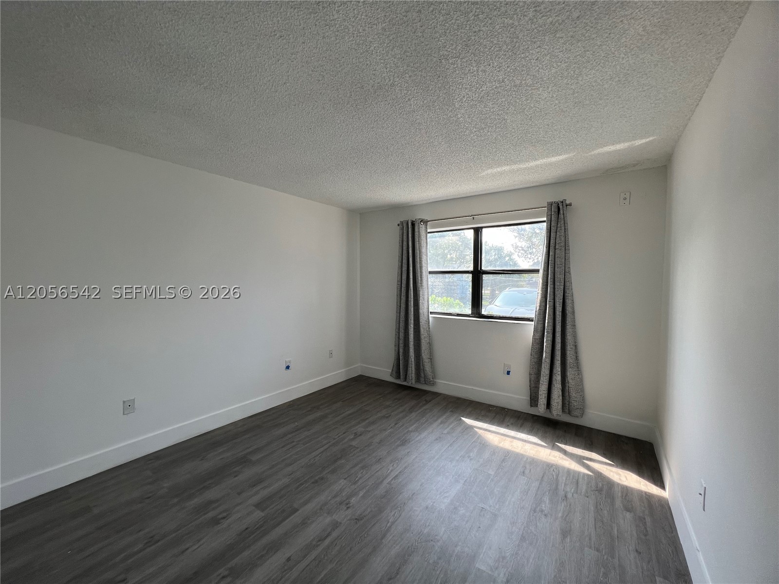VILLA BELLINI CONDO - Residential