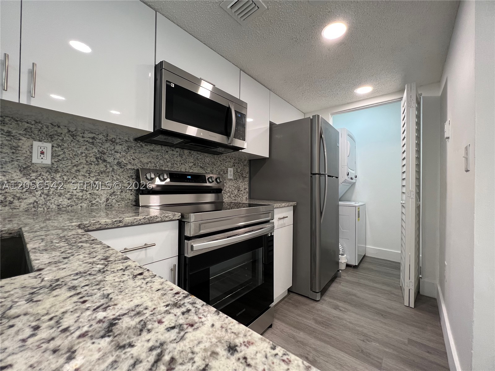 VILLA BELLINI CONDO - Residential