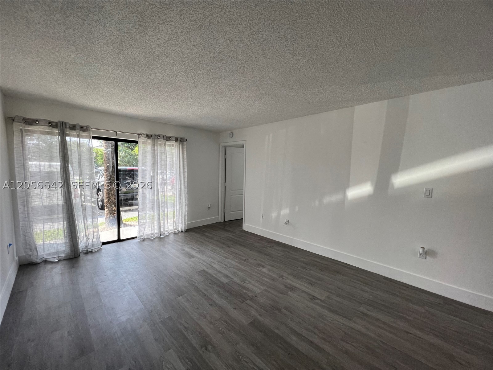 VILLA BELLINI CONDO - Residential