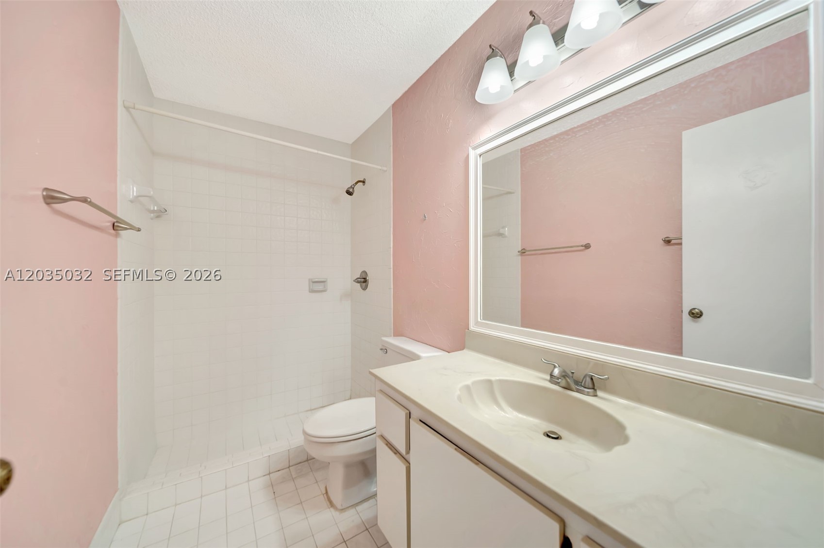 VILLAS AT THE GATE CONDO - Residential