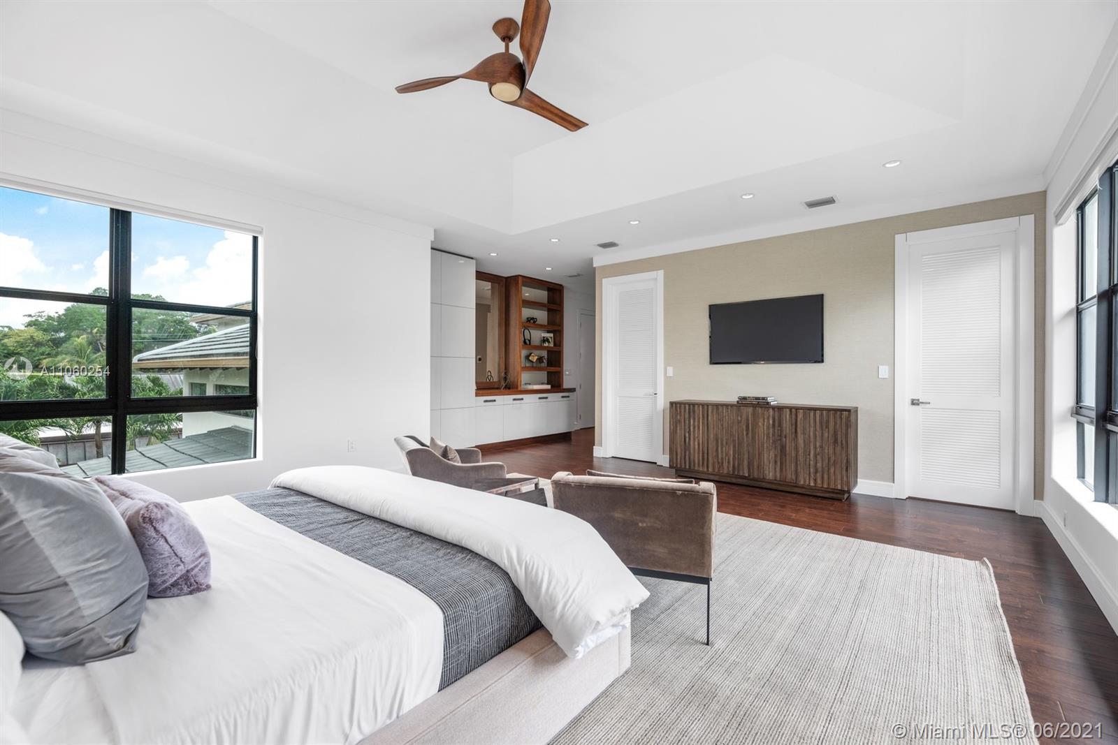 HOLIDAY COLONY - Residential