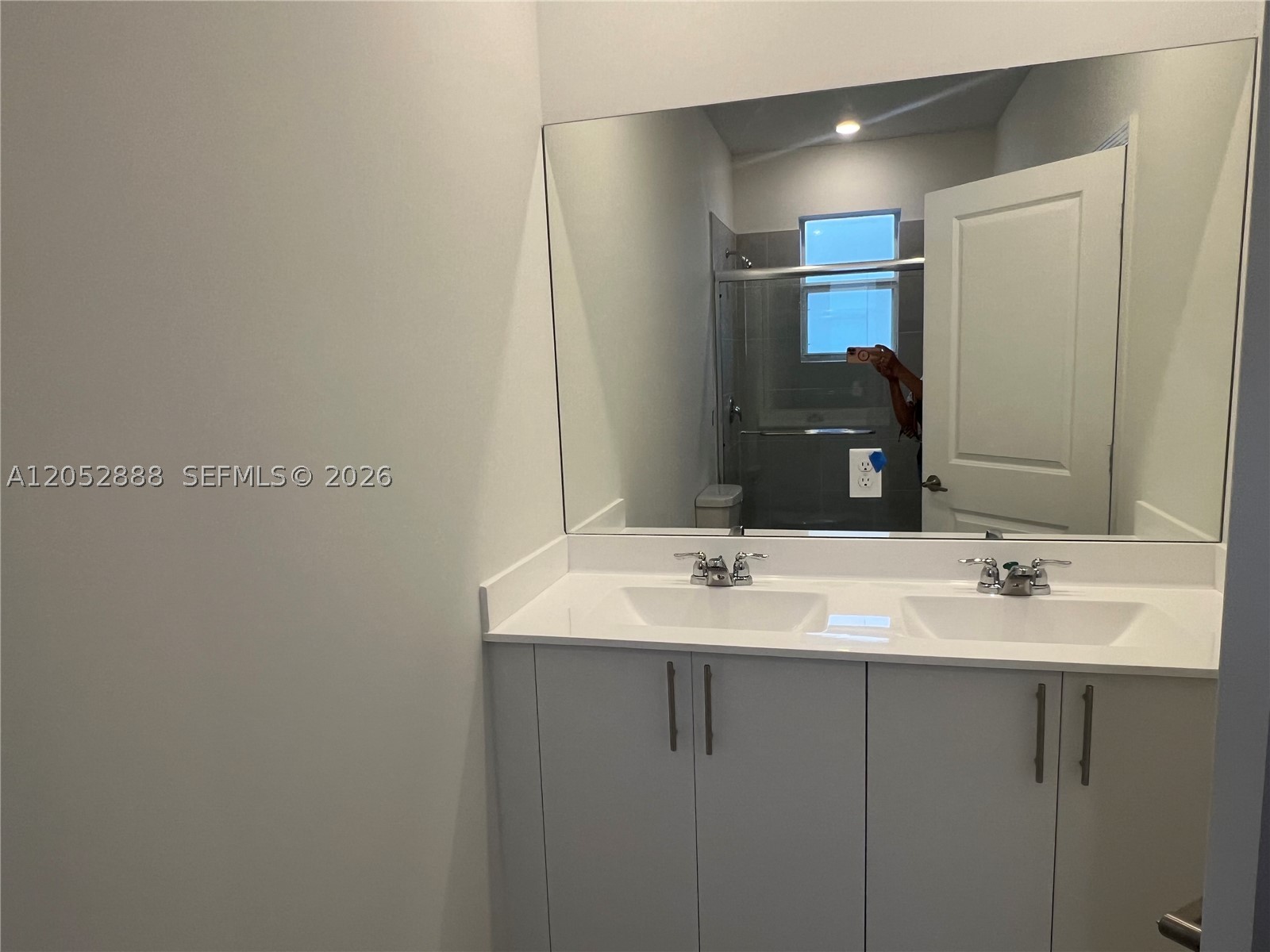 Le Jardine - Residential Lease