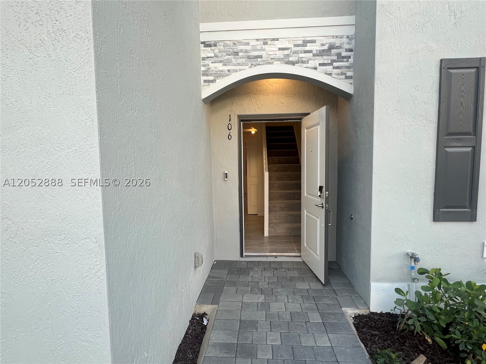 Le Jardine - Residential Lease