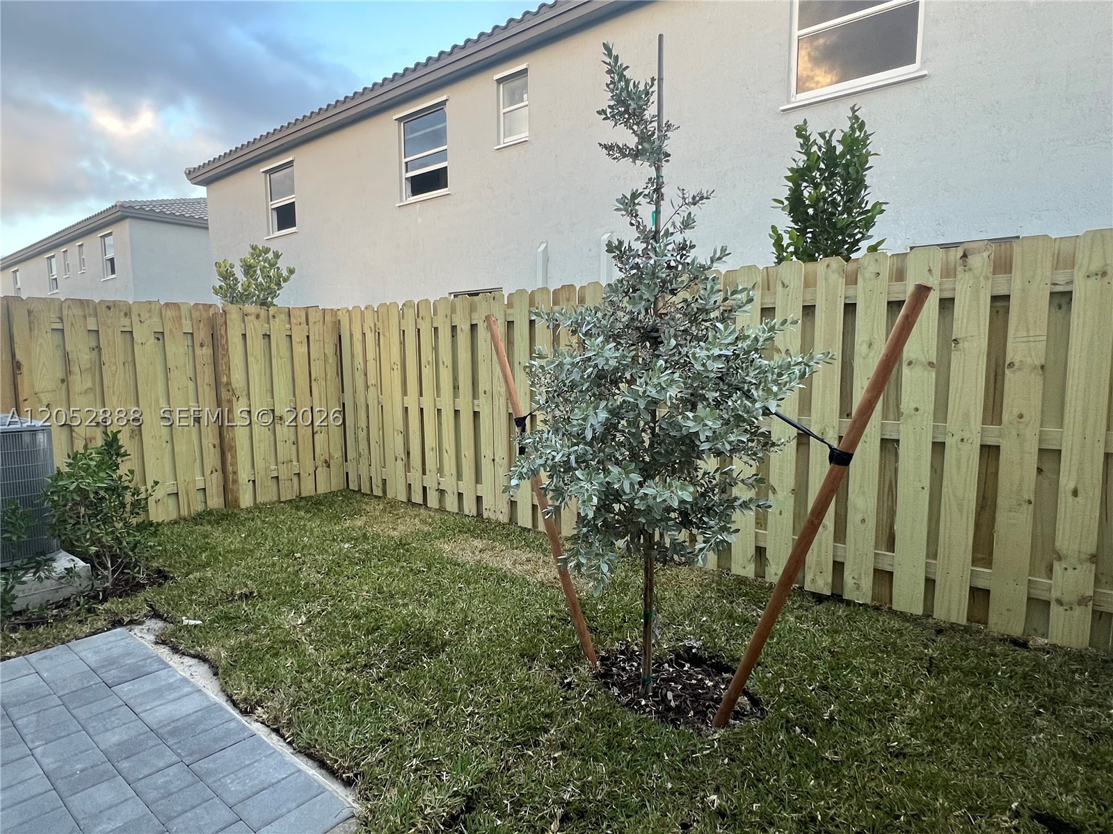 Le Jardine - Residential Lease