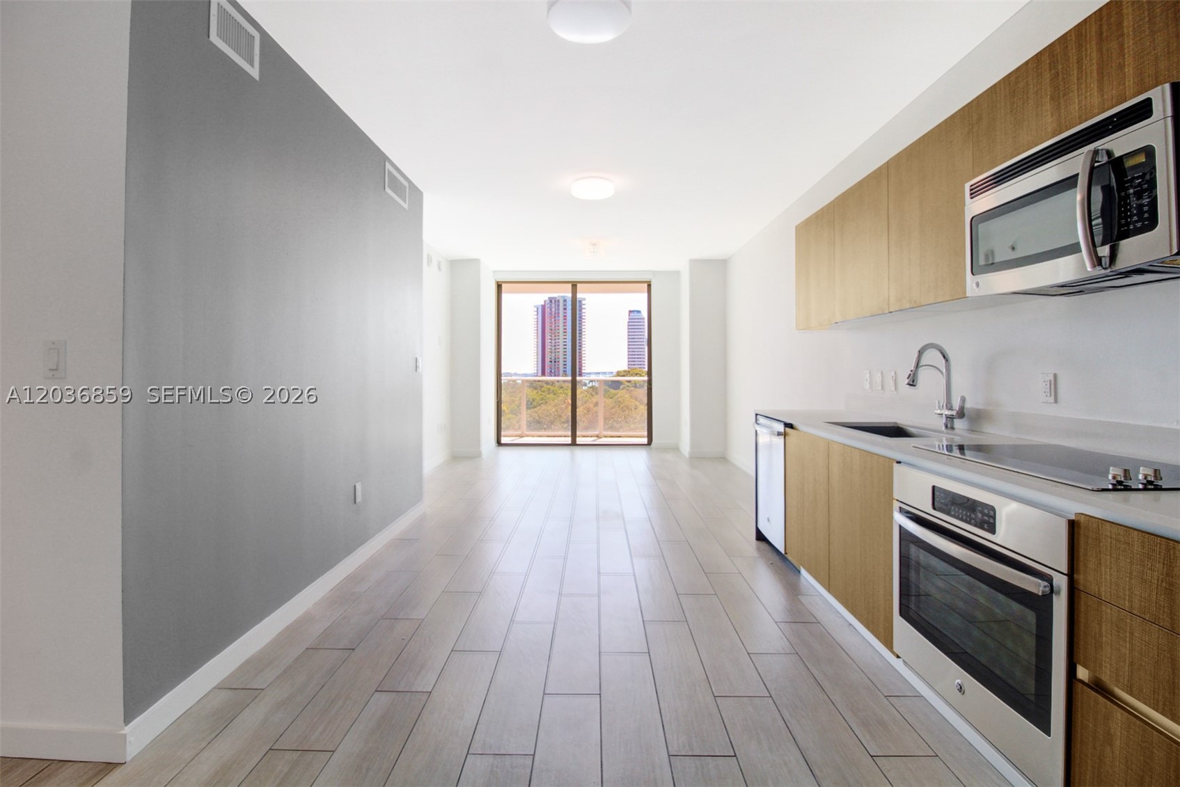LE PARC AT BRICKELL CONDO - Residential