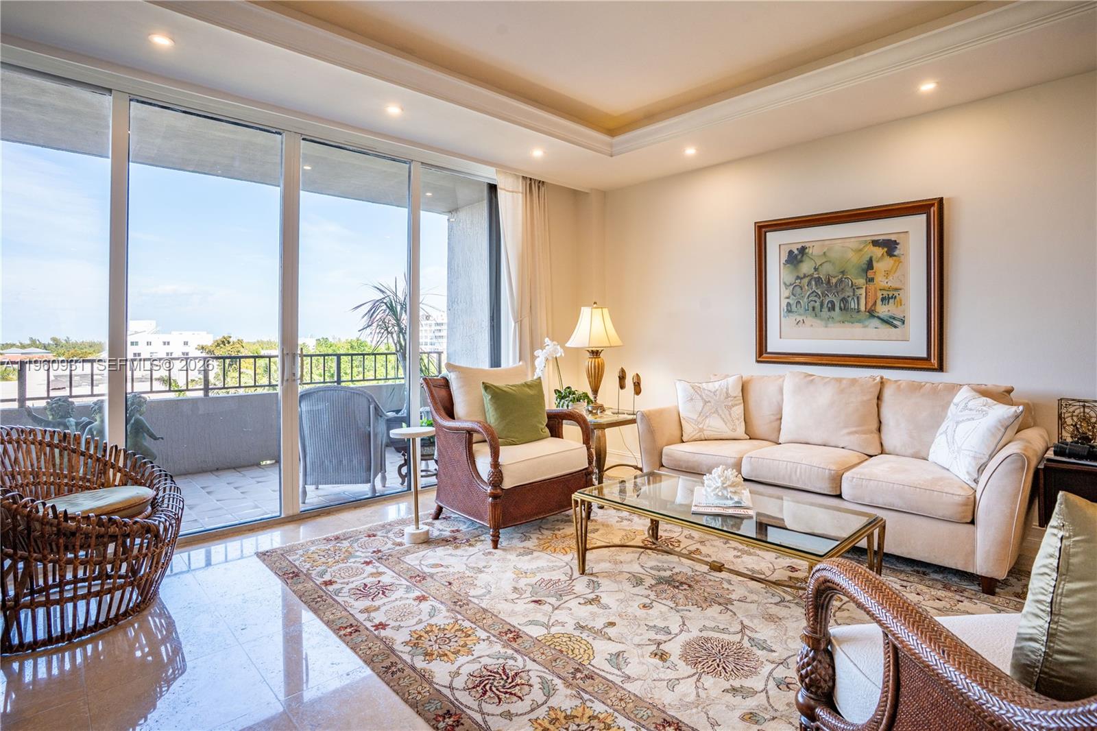 THE EMERALDBAY @ KEY COLO - Residential