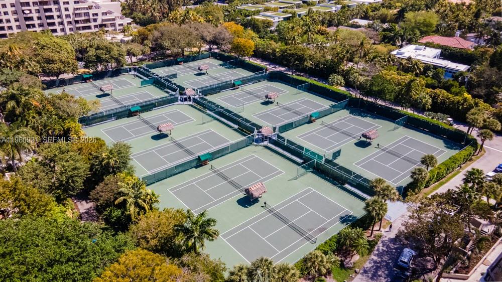 THE EMERALDBAY @ KEY COLO - Residential
