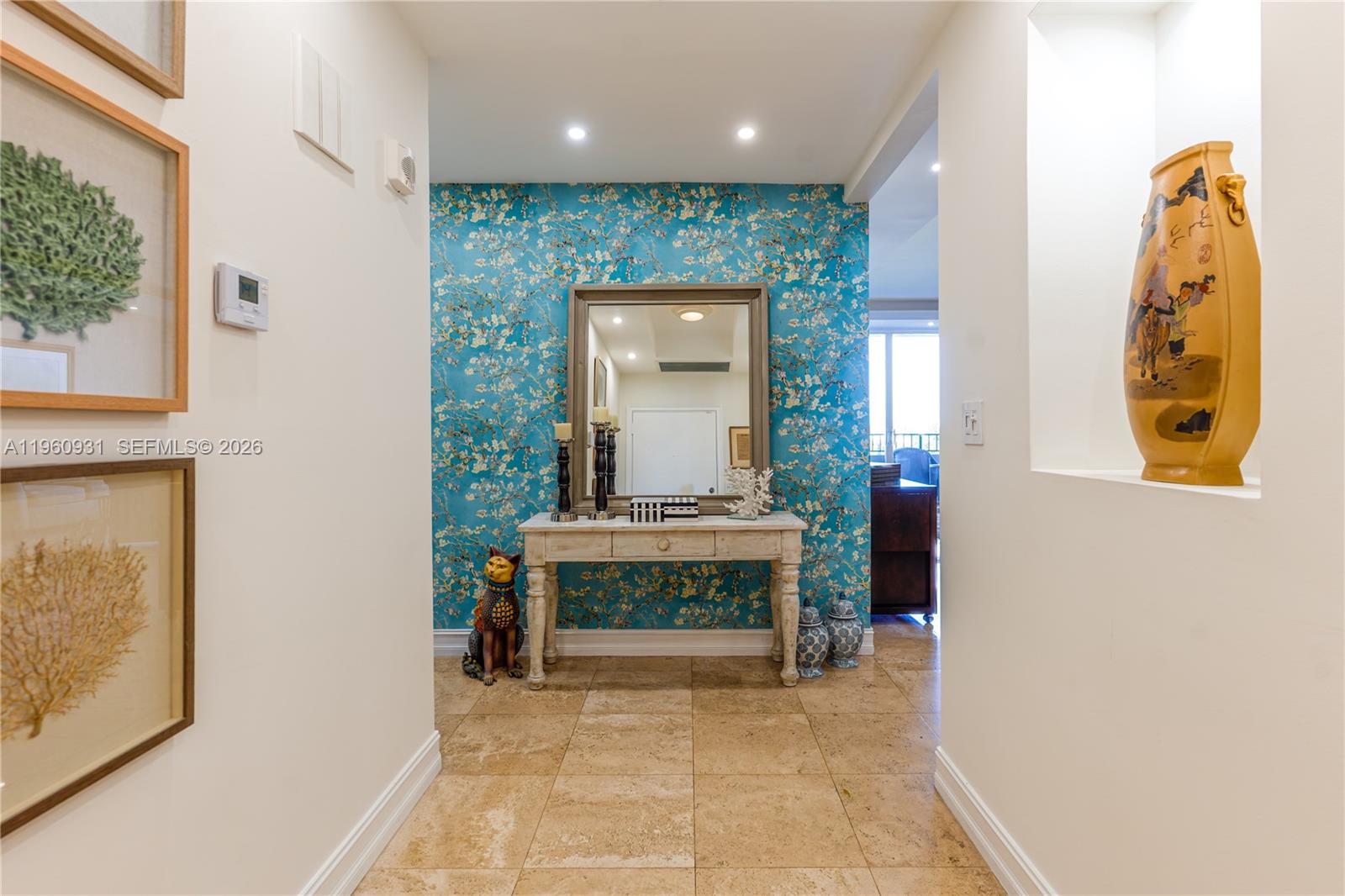THE EMERALDBAY @ KEY COLO - Residential