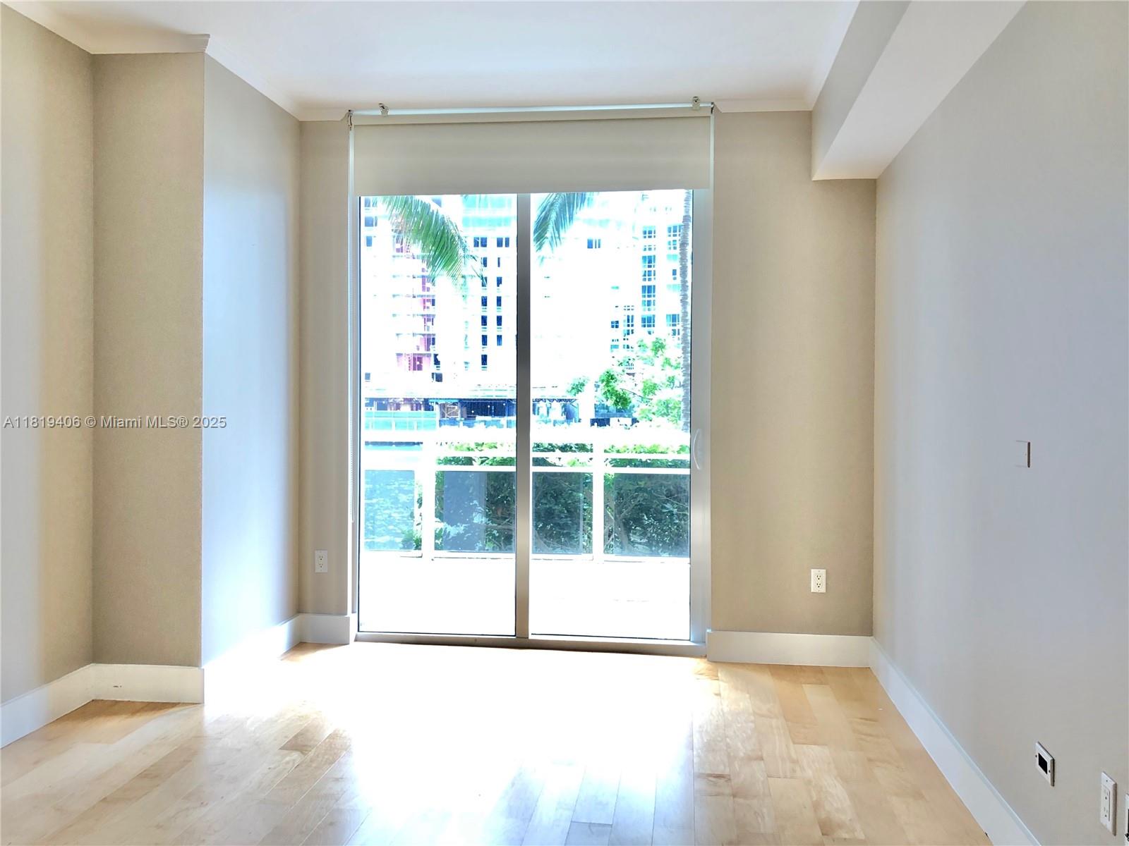 CARBONELL CONDOUNIT - Residential Lease