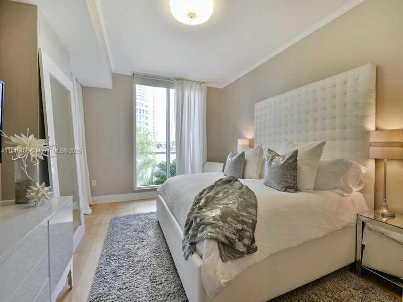 CARBONELL CONDOUNIT - Residential Lease