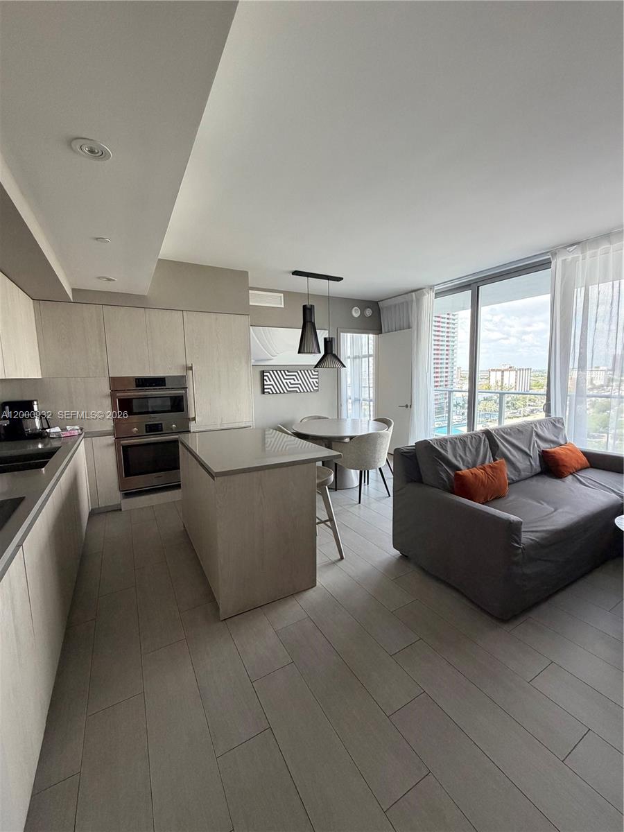 4010 SOUTH OCEAN CONDO - Residential