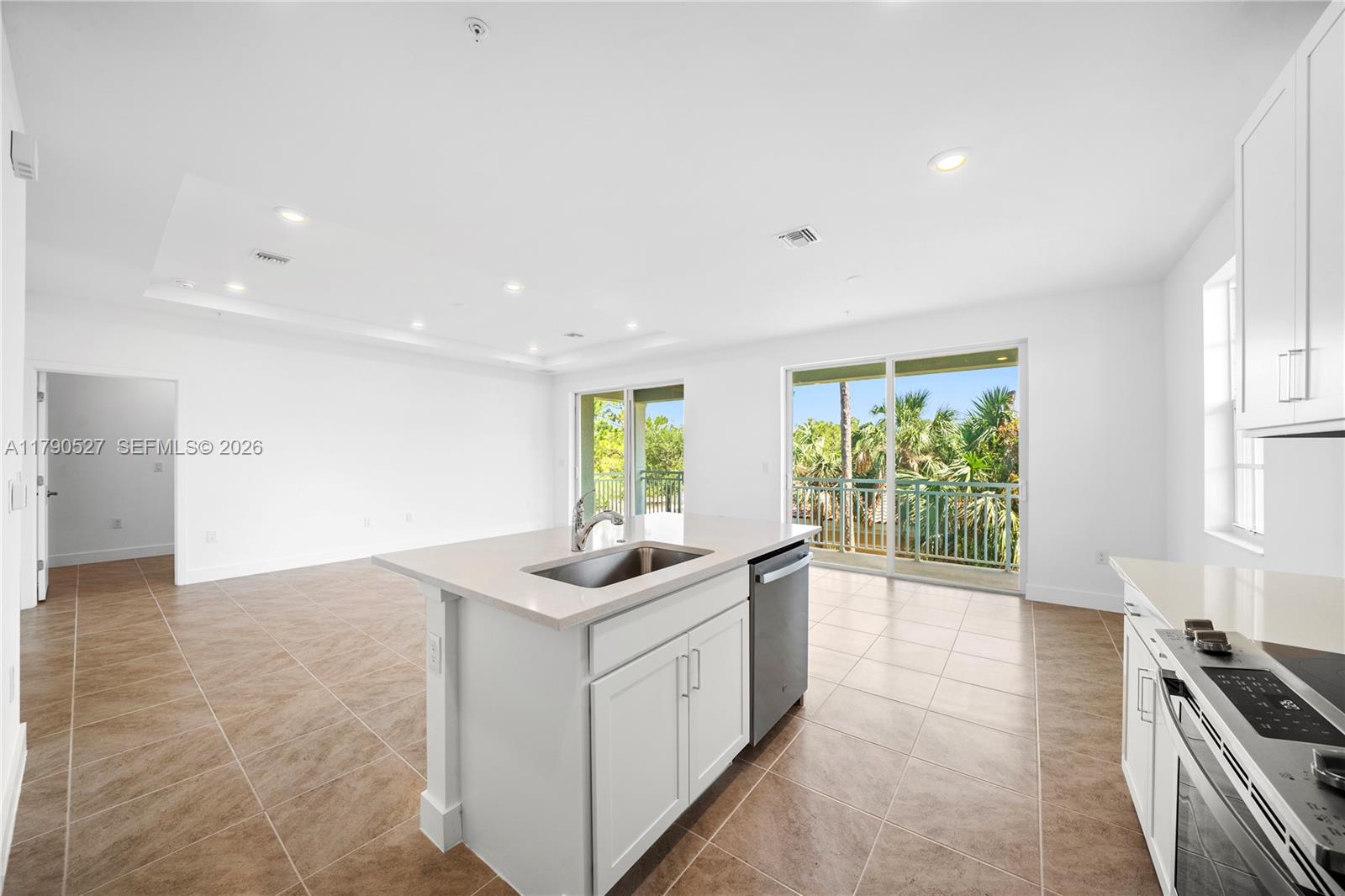 Villa Mar Bonita Beach - Residential