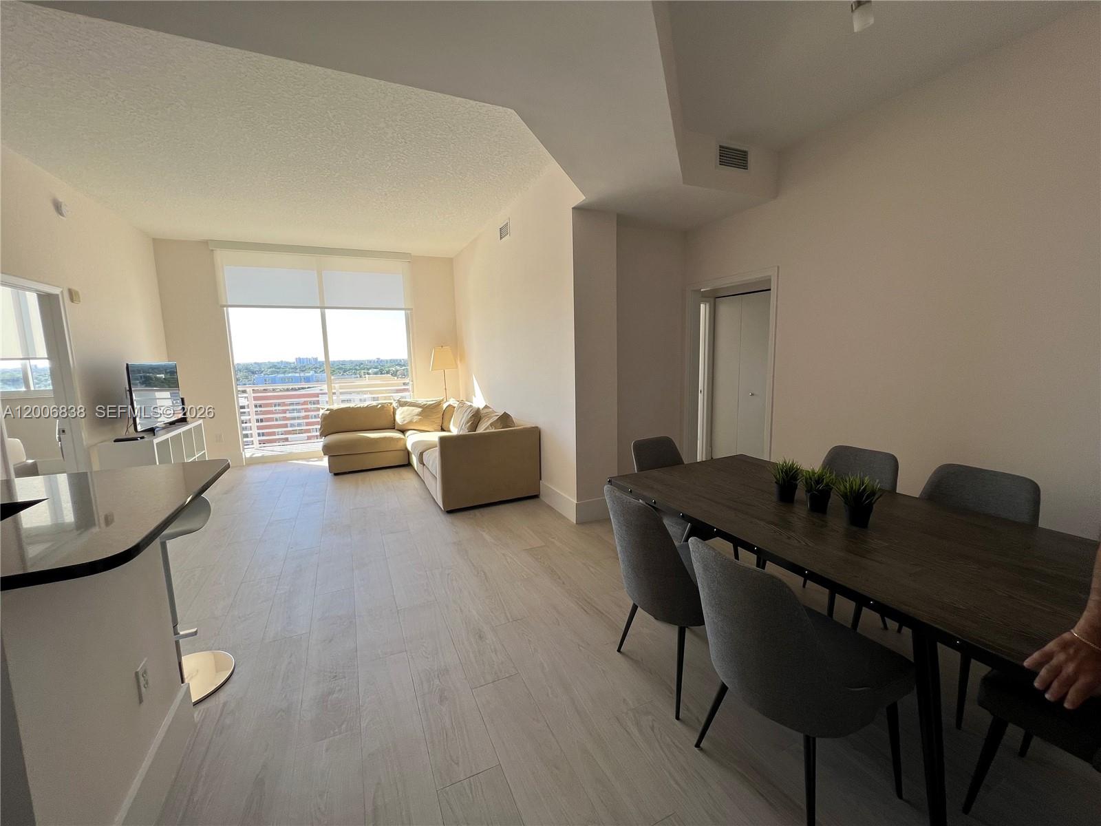 VENTURE AT AVENTURA EAST - Residential
