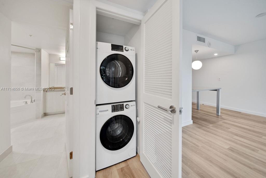 Flamingo Point - Residential Lease