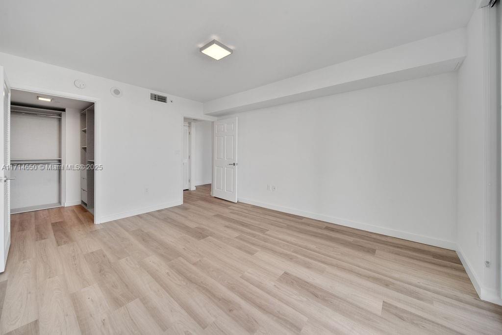 Flamingo Point - Residential Lease