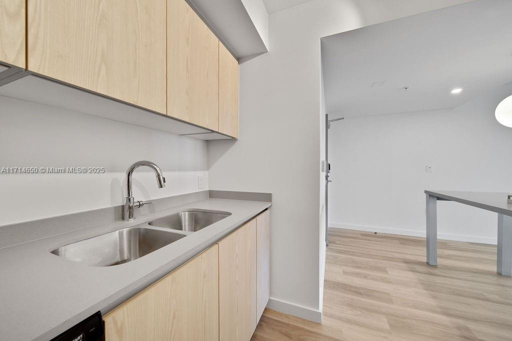 Flamingo Point - Residential Lease