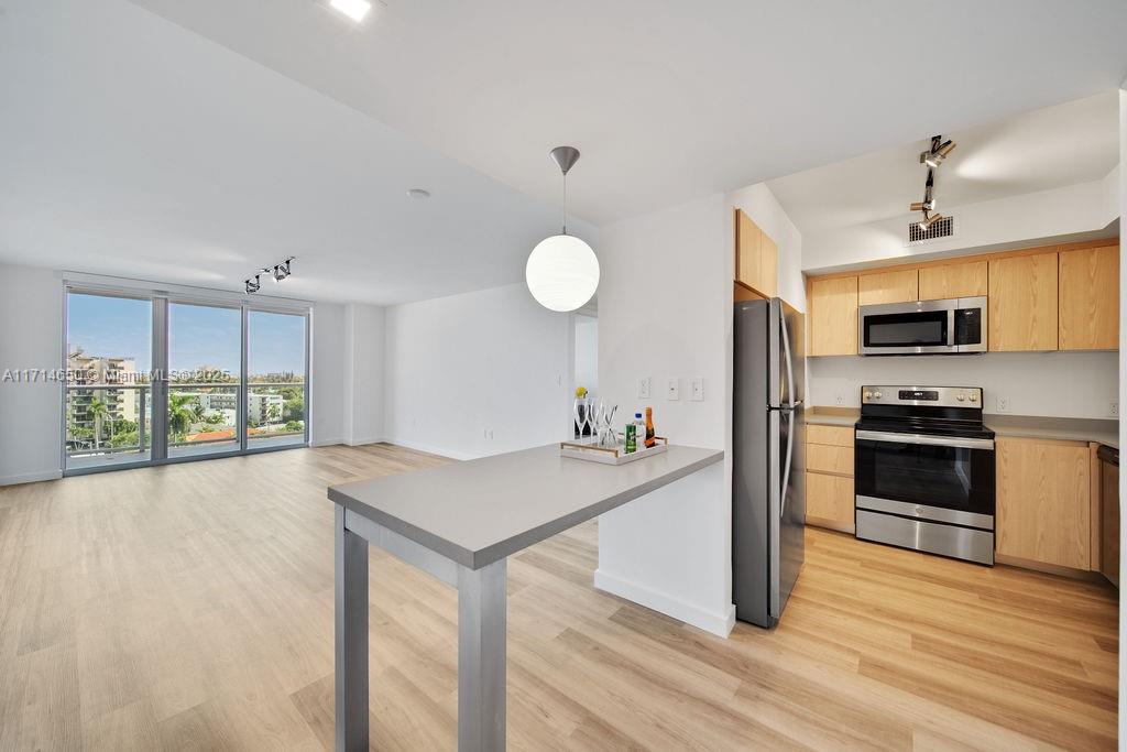 Flamingo Point - Residential Lease