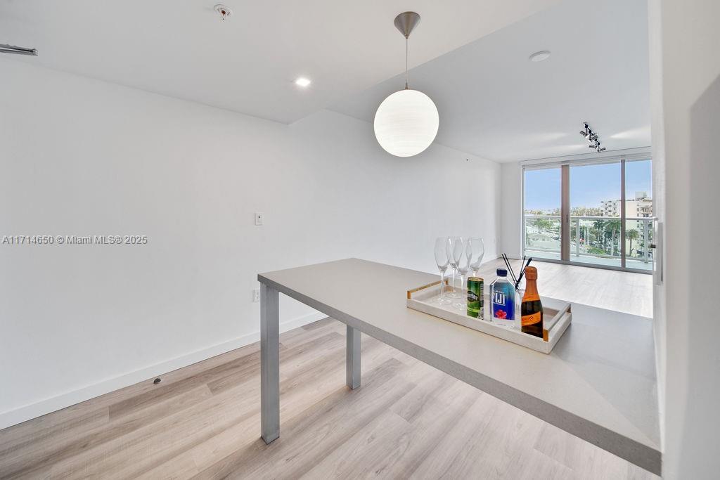 Flamingo Point - Residential Lease