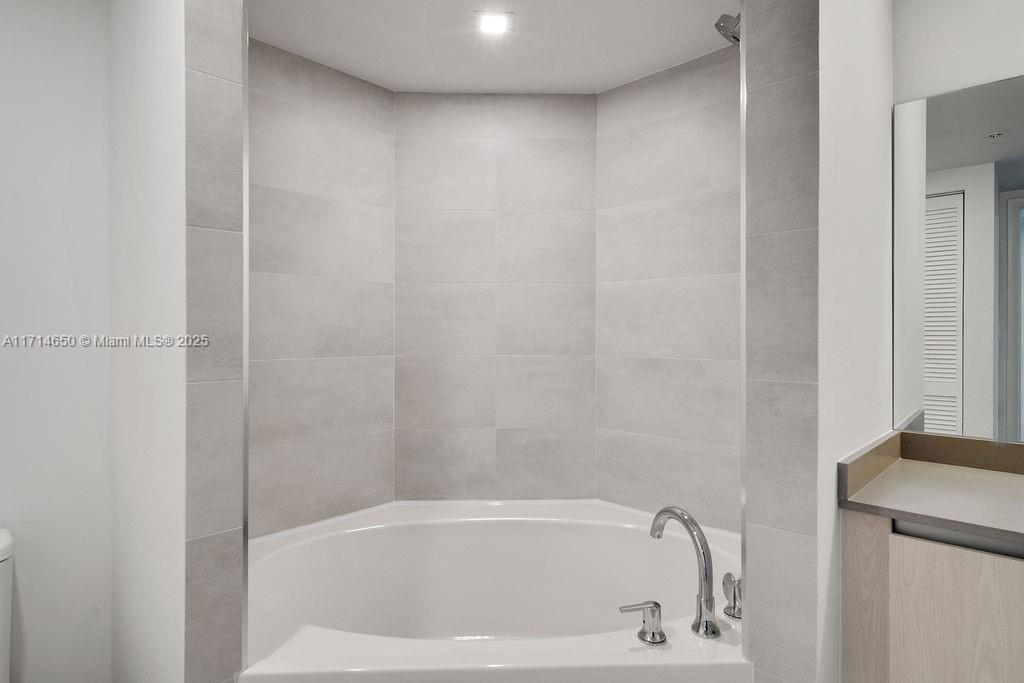 Flamingo Point - Residential Lease