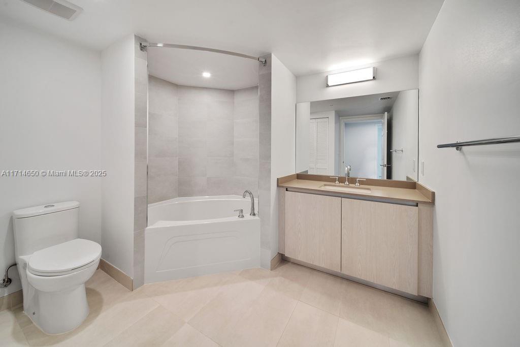 Flamingo Point - Residential Lease