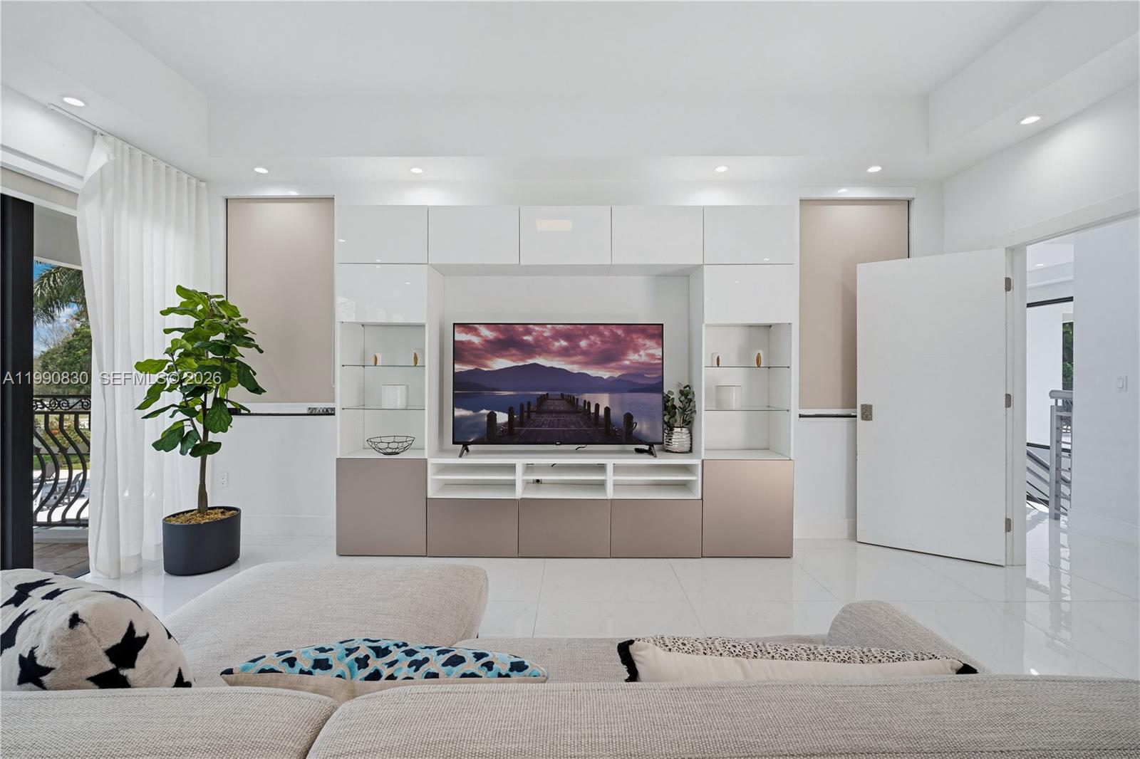 EVERGLADES SUGAR & LAND - Residential