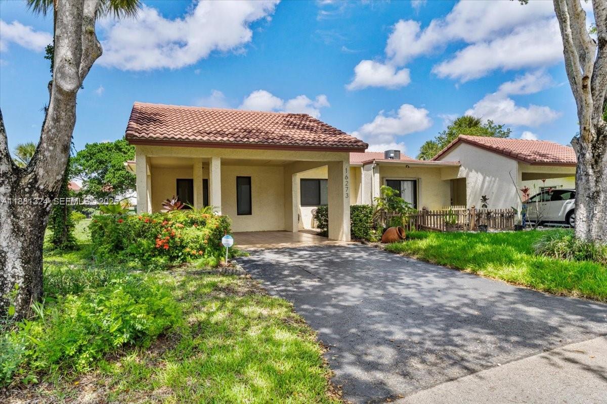 VILLAS OF BONAVENTURE AT - Residential
