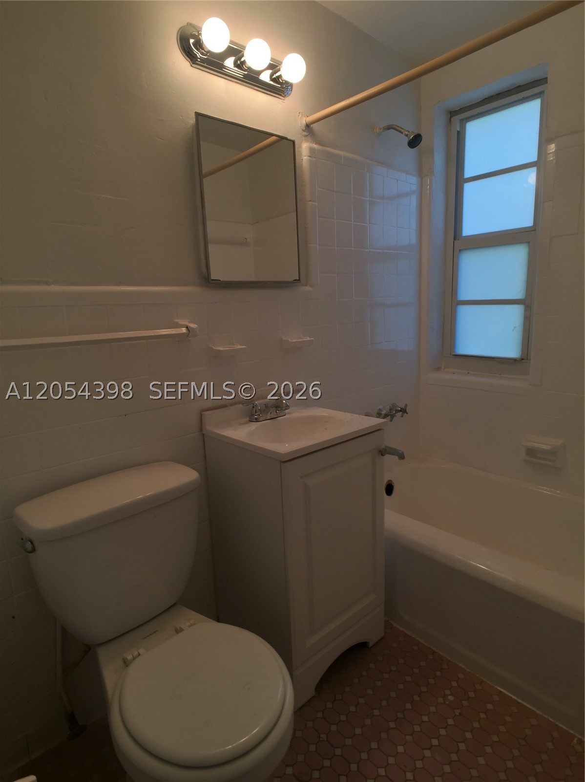 OCEAN BEACH ADDN NO 3 - Residential Lease